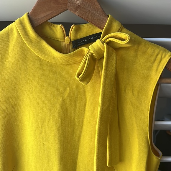 Zara midi yellow dress with bow detail - Picture 2 of 2